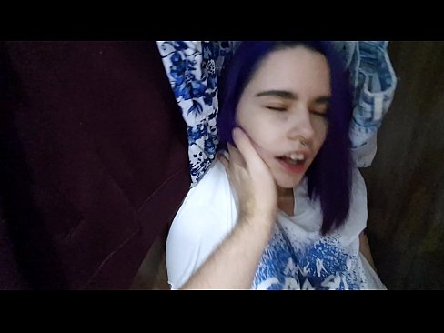 ❤️ Lorg mi mo sis anns a’ chlòsaid agus chuidich i cum ❤️❌ Porn cruaidh leinn ❤